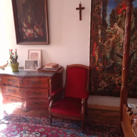 Affittacamere Palatio Velio - Couvent Des Capucines 3*